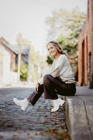 WEB-SENIORS25_25