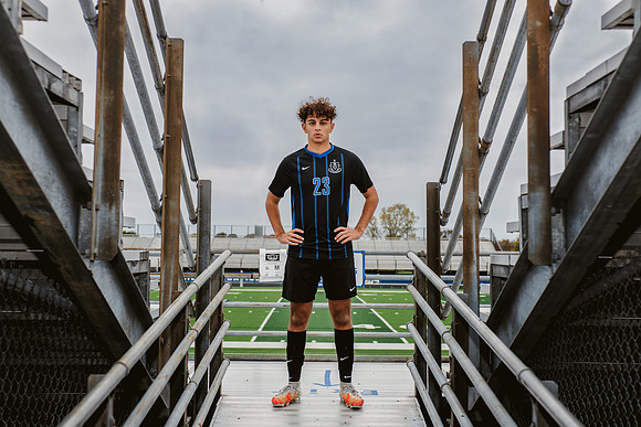 WEB-SENIORS25_185
