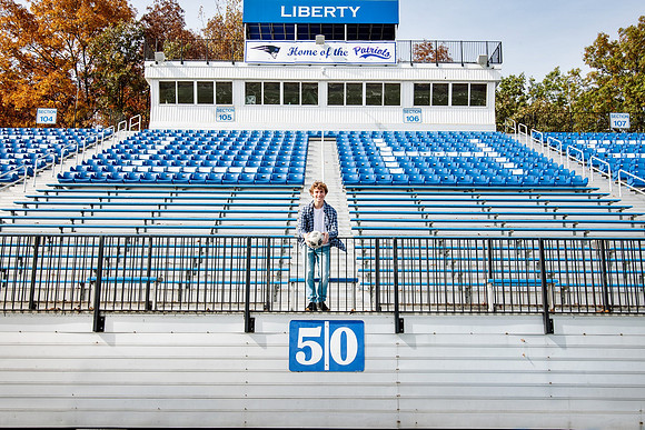 WEB-SENIORS25_200