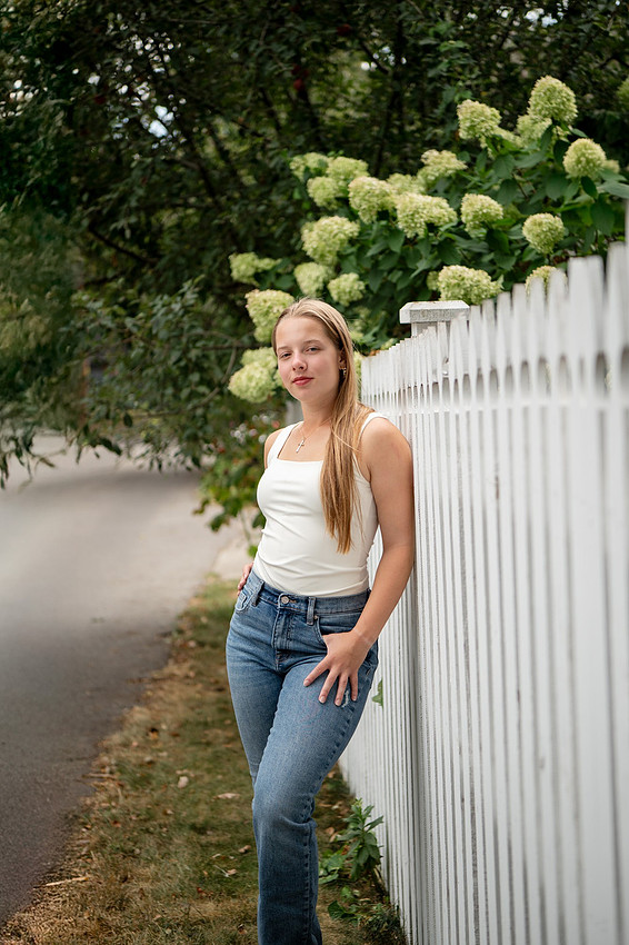 WEB-SENIORS25-024