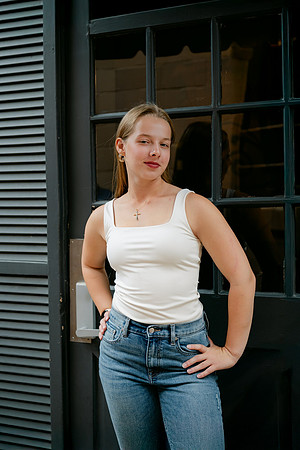 WEB-SENIORS25-017
